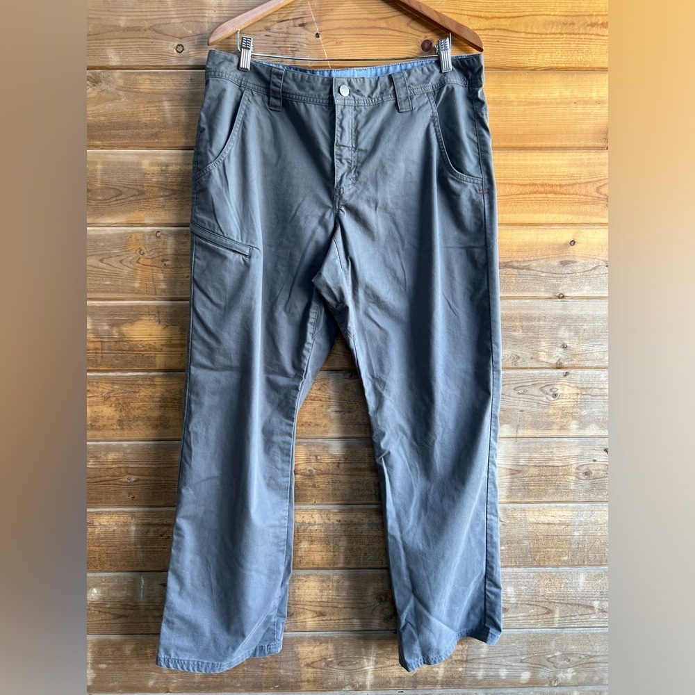 Toad&Co Men's Chinos in Slate Gray